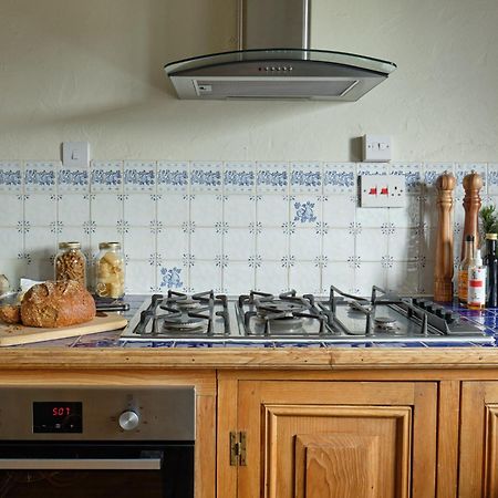 Middlewick Holiday Cottages Гластонбери Экстерьер фото