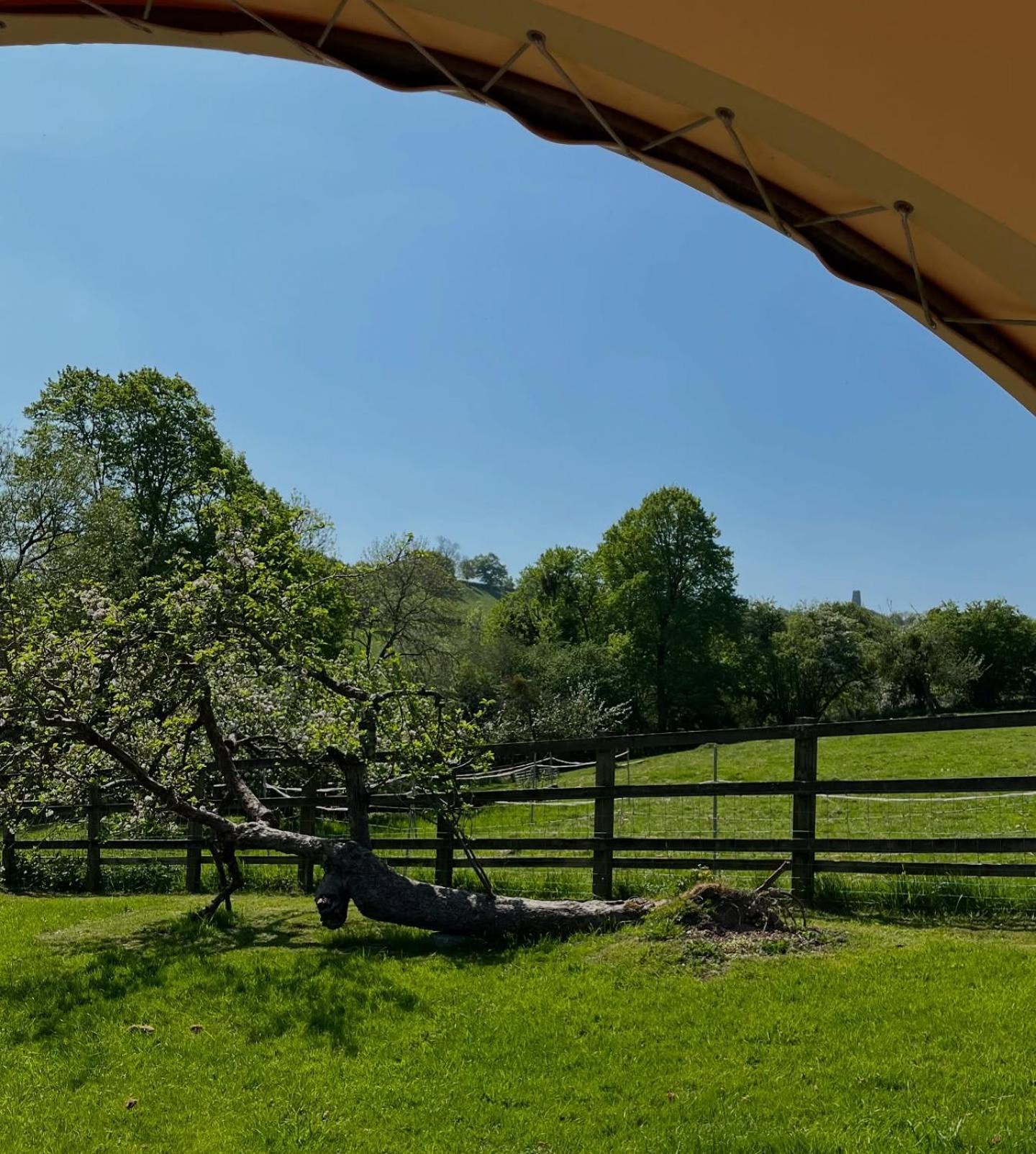 Middlewick Holiday Cottages Гластонбери Экстерьер фото